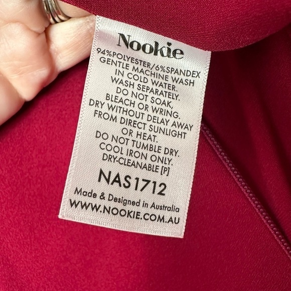 NOOKIE Dolly midi off the shoulder dress in ruby XS NWT - Picture 7 of 10